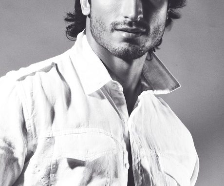 Vidyut Jamwal wants to make woman self sufficent Vidyut Jamwal wants to make woman self sufficent